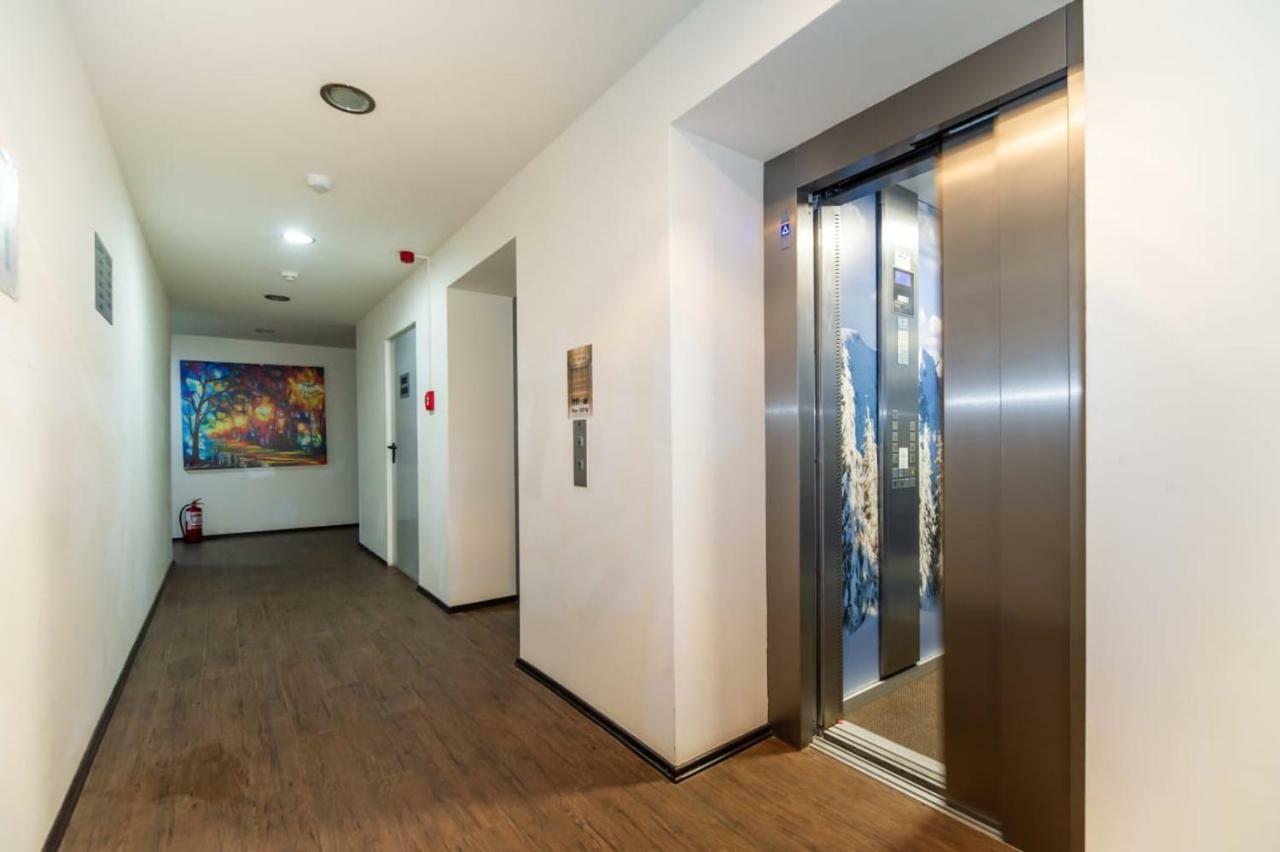 Sarah Deluxe Apartment In Silver Mountain Poiana Brasov Εξωτερικό φωτογραφία